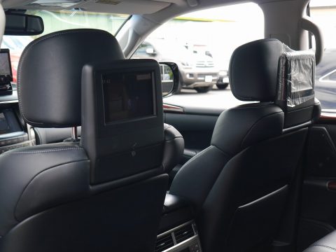 ＬＸ５７０　モニター　ヘッドレスト